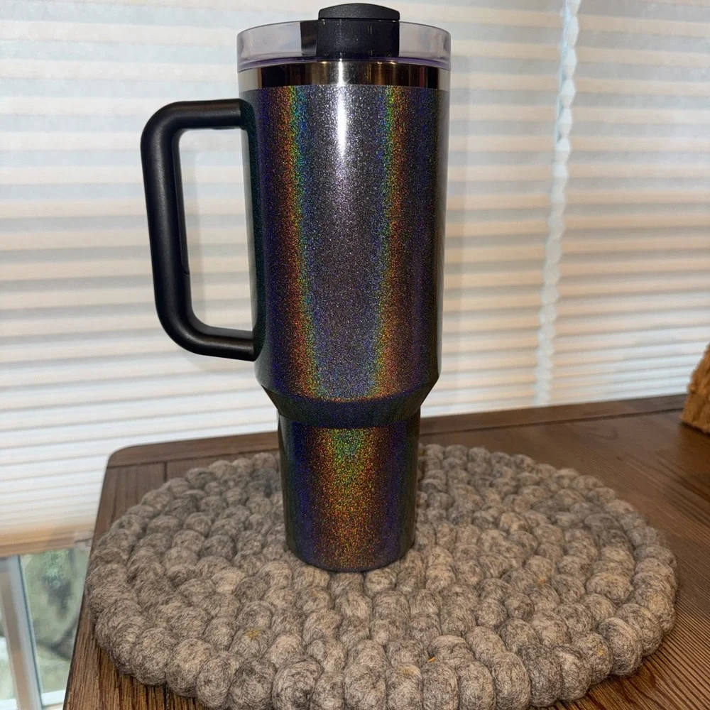 Stanley Midnight Glitz 40oz - Picture 2 of 3